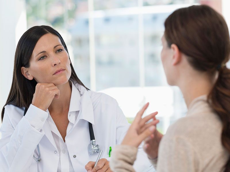 fertility-doctor-consultation-woman